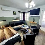 公寓 Garden, Autoparking, Bbq, Terrace 希欧福克