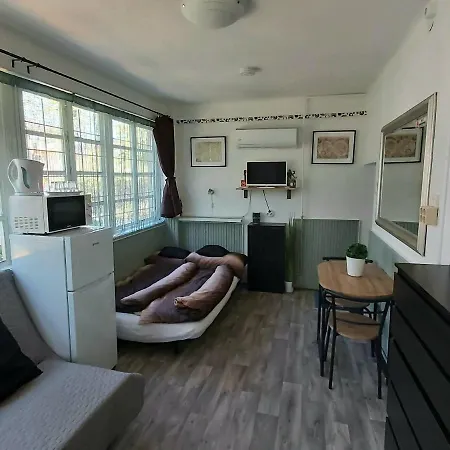 Apartman, Terrace, Ac, Free Parking, Bbq, Wifi *