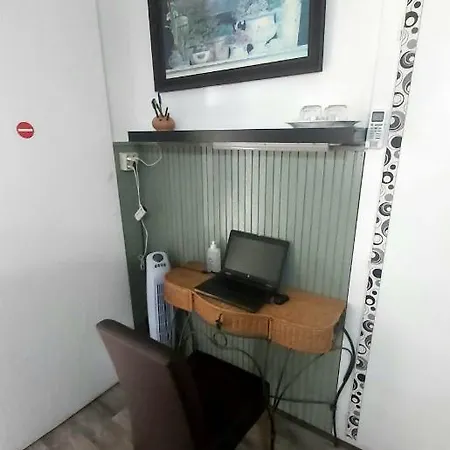 Apartment Apartman, Terrace, Ac, Free Parking, Bbq, Wifi