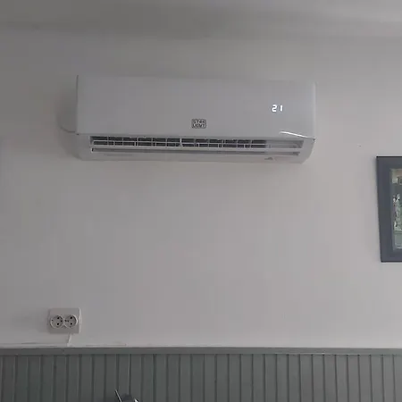 Apartment Apartman, Terrace, Ac, Free Parking, Bbq, Wifi