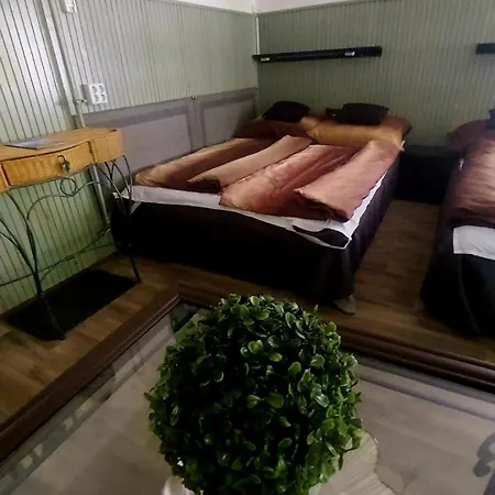 Apartman, Terrace, Ac, Free Parking, Bbq, Wifi Apartment